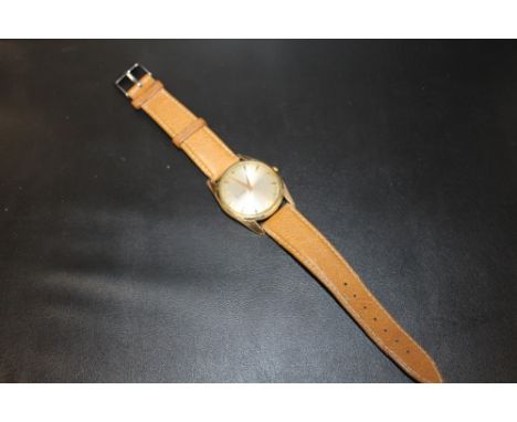 A VINTAGE ACCURIST 21 AUTOMATIC WRISTWATCH