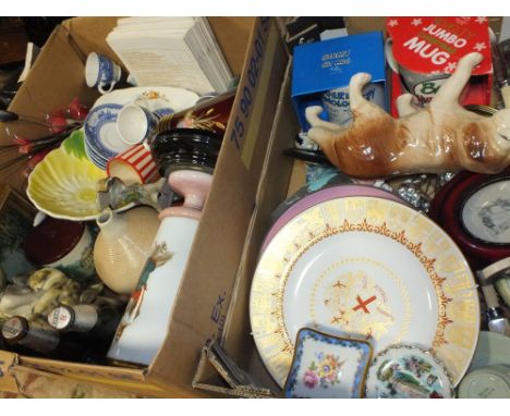 TWO TRAYS IF ASSORTED CERAMICS TO INCLUDE CARLTONWARE, HAND PAINTED FIGURAL GLASS VASE ETC. 