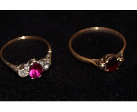 x2 9 ct Gold dress rings 