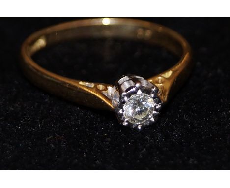 18 ct Gold diamond solitaire ring Size O