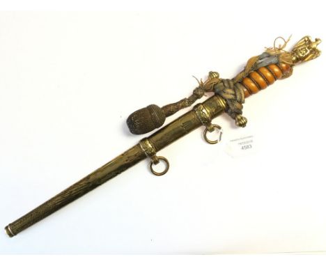 WW2 Third Reich Kriegsmarine Officers Dagger. Orange grip with some chipping near pommel. Grip wire intact. 25cm blade with e