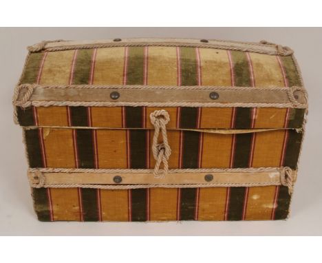 A VELVET TRUNK Striped velvet trunk, lined on the inside, cord handles and fastener. Needs TLC. (1)
