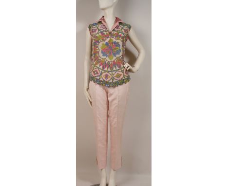 AN EARLY 1960'S 'EMILIO PUCCI'  SILK CAPRI TROUSERS & TOP. The trousers are a soft pink raw silk with metal side zip and butt