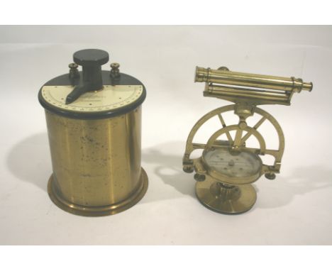 SHIPS COMPASS/SEXTANT - CARY, LONDON a brass Ships Compass & Sextant combined, made in brass with a silvered dial. The dial m