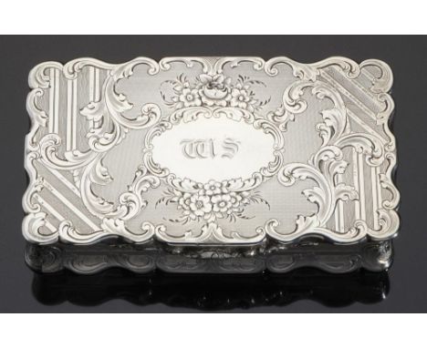 ENGLISH THEATRE.  THE SILVER TESTIMONIAL TABLE SNUFF BOX OF WILLIAM FARREN  foliate engraved on a patterned engine turned gro