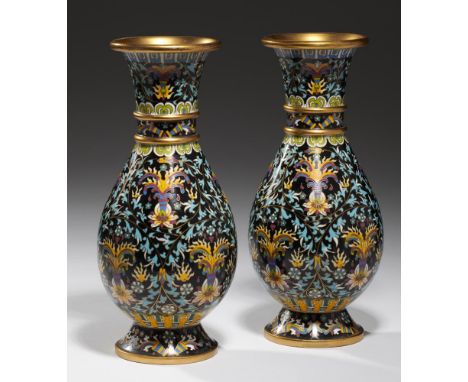 A PAIR OF CHINESE BLACK GROUND CLOISONNÉ ENAMEL VASES, 20TH C  25.5cm h++Good condition