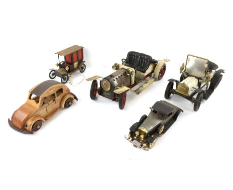 5 model cars including a Mamod SA1 live steam roadster car with cream body and wings, Sitco 207, car lamp and others (5).