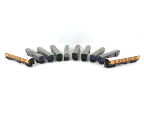 Hornby, Tri-Ang and Lima - 20 x 00 gauge carriages, unboxed.