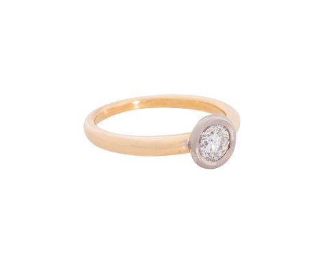 Solitärring mit Brillant von ca. 0,5 ct, ca. LGW-GW (J-K)/VS2-SI1, aktueller WBW (2024): ca. 1.800 €, GG/WG 18K, 4,5 g, 20./2