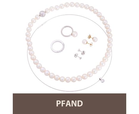 PFANDAUKTION - Akoya-Zuchtperlencollier mit Jörg Heinz Wechselschließe mit Diamanten und 1 Paar Ohrstecker mit Akoya Zuchtper