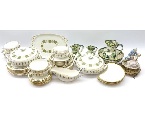 Spode Persia pattern dinner wares, comprising eight dinner plates, seven salad plates, eight side plates, seven dishes, eight