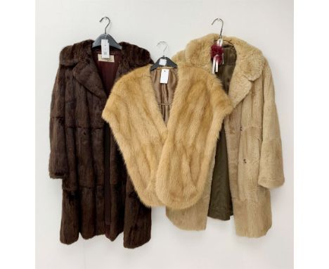 Vintage dark mink coat of three-quarter length, Musquash three-quarter length coat and a vintage fur shawl (3)Click here to v