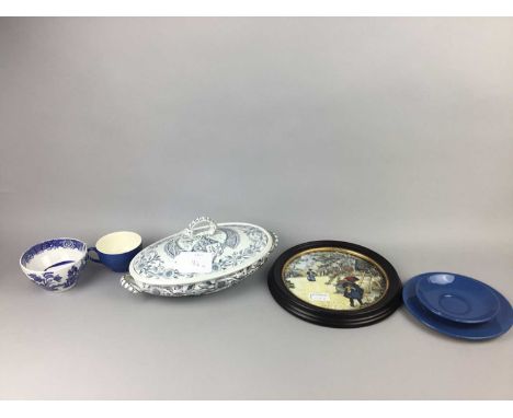 COLLECTION OF ROYAL COPENHAGEN CABINET PLATES,including Mother's Day and Hans Christian Anderson examples, along with a Royal