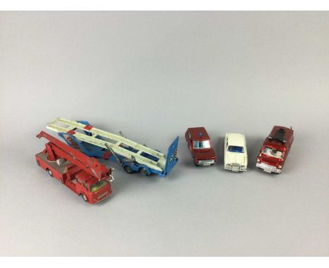 CORGI MAJOR SIMON SNORKEL FIRE ENGINE,along with further loose model vehicles of mixed manufacture, predominately Corgi