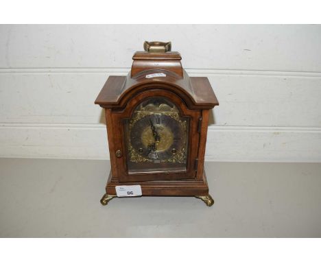 WOODEN CASED MANTEL CLOCK WITH GILT DIAL