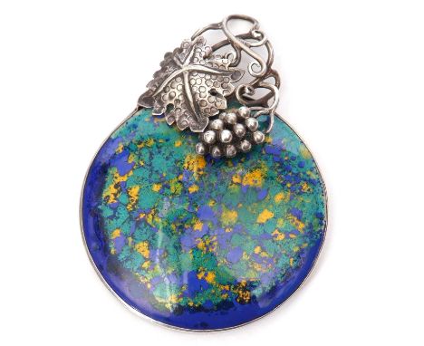 Sterling silver and enamel mirror pendant, the enamel on a blue ground with splashes of green and yellow, applied with a vine