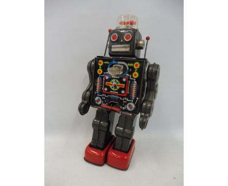 A 1960s tinplate robot by S.H.