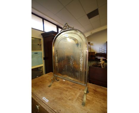 Edwardian lacquered brass arched top fire screen (a.f.)