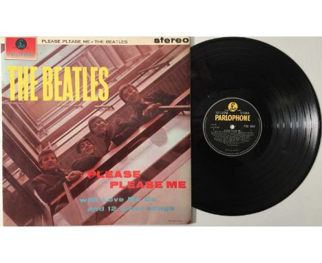 THE BEATLES - PLEASE PLEASE ME LP (UK STEREO 5TH PRESSING - PCS 3042). A collectable UK stereo 5th pressing of Please Please 