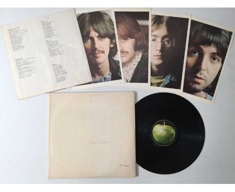 THE BEATLES - WHITE ALBUM LP (ORIGINAL UK 'ROCKY RACOON' MISPRINT COPY - STEREO PCS 7067/8). Seldom seen original UK stereo c