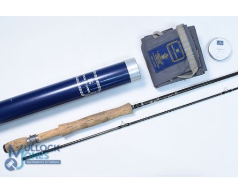 Hardy Alnwick "The Ultralite" carbon trout fly rod 9ft 6" 2pc lline 6#, alloy uplocking reel seat, lined stripping/tip rings,