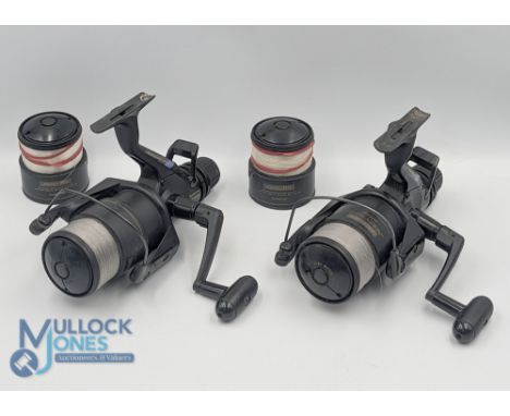 2x Chimano GT 4000 Baitrunner fixed spool reels, both with spare spools, good bails and rear tensioners, very light use (2)