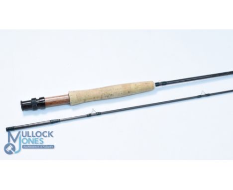 A fine Orvis USA Clearwater Full Flex 5.0/01 3.25oz carbon trout fly rod, alloy uplocking reel seat with wood insert and coll