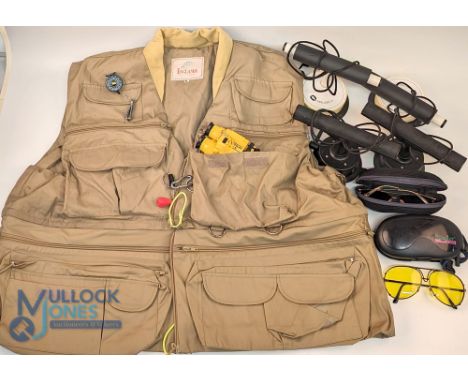 England's Doctors Life Jacket - size XL in good used condition. NB UK MAINLAND POSTAGE ONLY as this has a gas bottle included