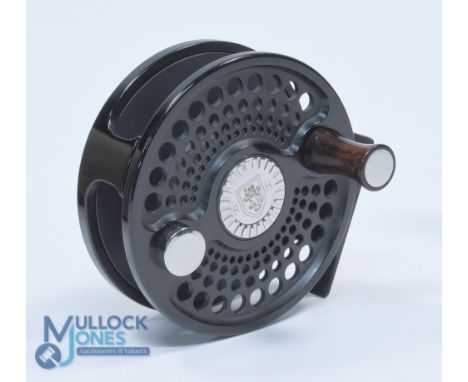 A fine Charlton Signature Series Model 8500-8 RHW reel, counter balanced handle, large rear tensioner, constant check, high p