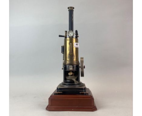 An early 20th century GBN Baravia static upright steam engine, H. 45cm.