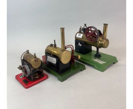 A static Bing locomotive steam engine together with a Latimer plane L5 static steam engine circa 1946-1950's and an SEL junio