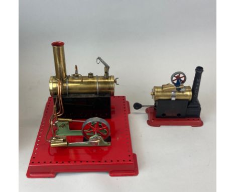 A boxed Mamod static steam engine S.E.3 together with a boxed Mamod static steam engine SP1.