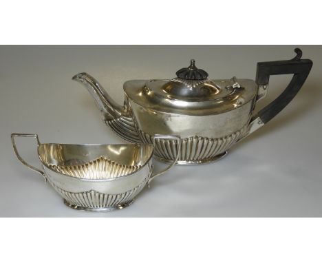 SILVER TEAPOT & SUCRIERE WILLIAMS BIRMINGHAM 1908 251.7G   