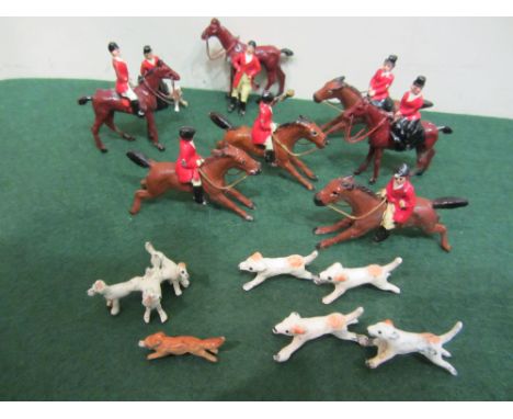 Vintage 12 piece miniature lead Hunting group H4cm approx  Condition Report Click here for further images, condition, auction
