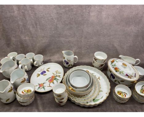A collection of royal Worcester Evesham tableware