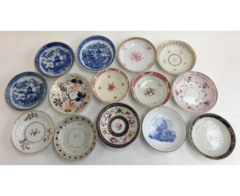 A quantity of 18th and 19th century saucers (14) 