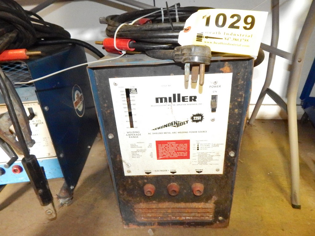 MILLER THUNDERBOLT 225V AC SHIELDED METALARC WELDING POWER SOURCE