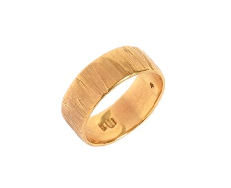 An 18 ct gold ring Size M, weight 4.7 grams.