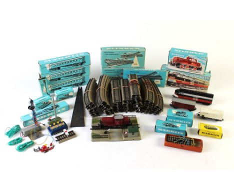 Marklin HO gauge model railway collection, including rolling stock, locomotives, track etc.
