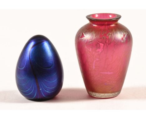 A Royal Brierley Art Glass vase, together with a Langley glass paperweight.  Tallest 10.5 cm.