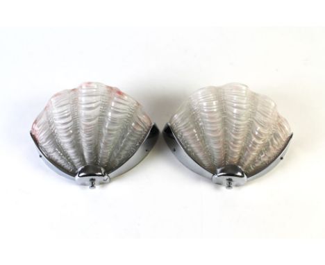 A pair of Art Deco glass clam shaped wall light fittings, 28 cm x 21 cm.