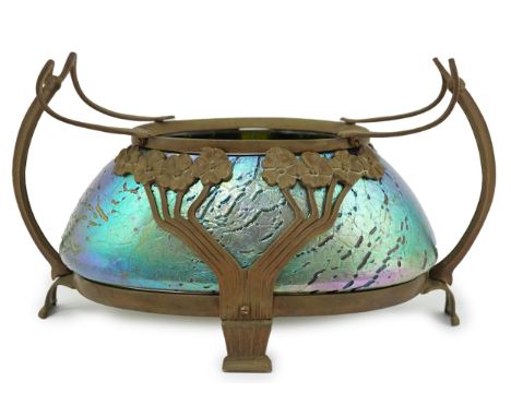 Attributed to Otto Thamm, for Fritz Heckert glassworks. An Art Nouveau (Jugendstil) iridescent glass and bronze mounted bowl,