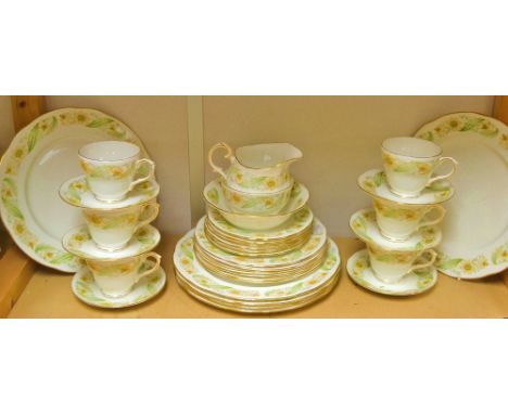 A Staffordshire Duchess Green Sleeves pattern dinner and tea service