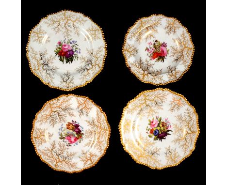Three Worcester porcelain dessert plates, Flight, Barr &amp; Barr, circa 1820, painted floral sprays with gilt coral sprigs, 