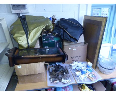 Large mixed lot including Delft, glass, prints, light fittings etc