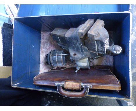 Vintage metal trunk, vintage lamp, bag and engineers vice