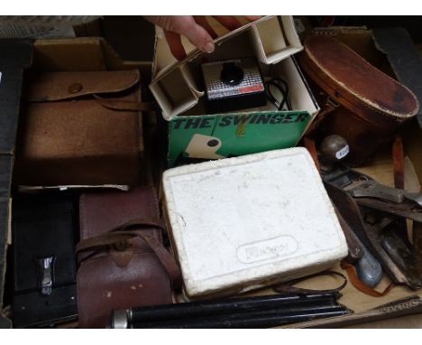 Vintage cameras, binoculars etc 