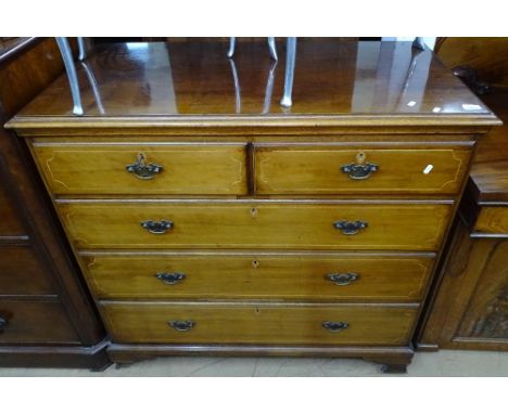 A Georgian mahogany and strung 5-drawer chest on bracket feet, W112cm 