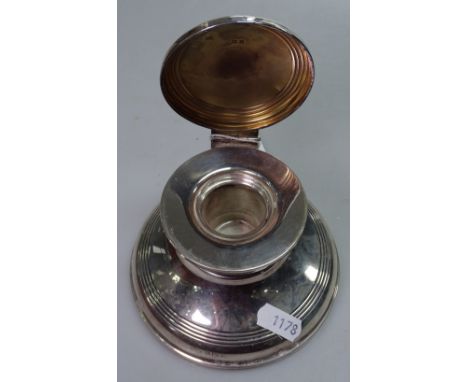 A large silver desk inkwell, by W I Broadway &amp; Co, hallmarks Birmingham 1925, height 8cm 