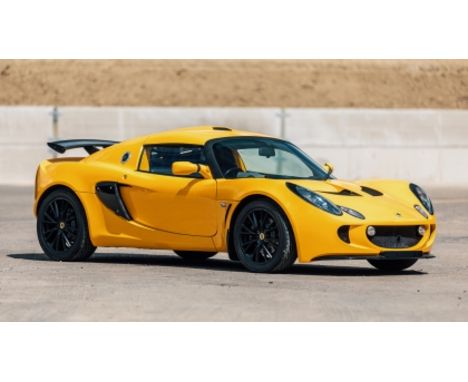 A stunning example of this little Lotus 'Road/Racer' fitted with a 'Touring Pack'.The S2 benefited from the larger capacity a